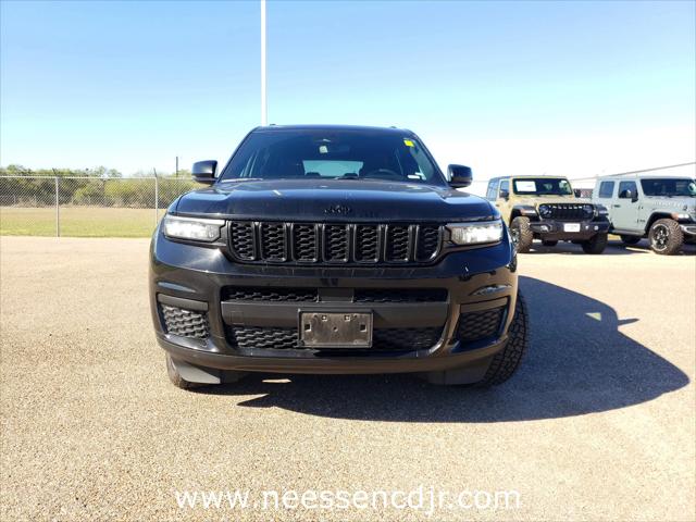 2023 Jeep Grand Cherokee L Altitude 4x2 2023 Jeep Grand Cherokee L Altitude 4x2