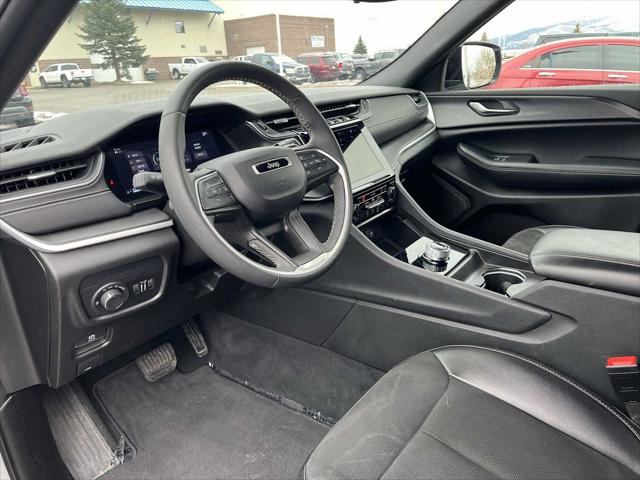 2024 Jeep Grand Cherokee L Altitude 4x4 2024 Jeep Grand Cherokee L Altitude 4x4