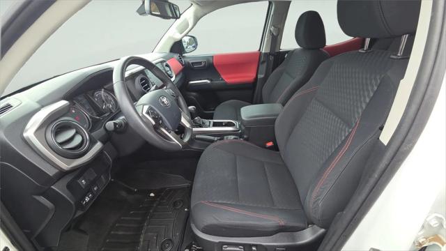 2020 Toyota Tacoma SR5 V6 2020 Toyota Tacoma SR5 V6