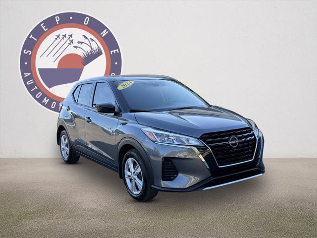 2024 Nissan Kicks S Xtronic CVT