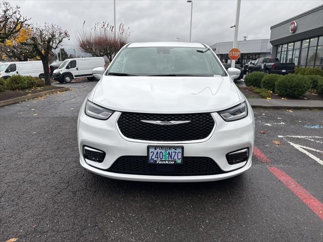 2022 Chrysler Pacifica Hybrid Touring L 2022 Chrysler Pacifica Hybrid Touring L