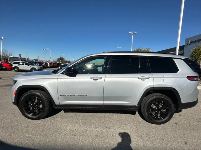 2024 Jeep Grand Cherokee L Altitude 4x4
