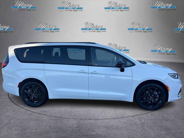 2026 Chrysler Pacifica PACIFICA LIMITED AWD