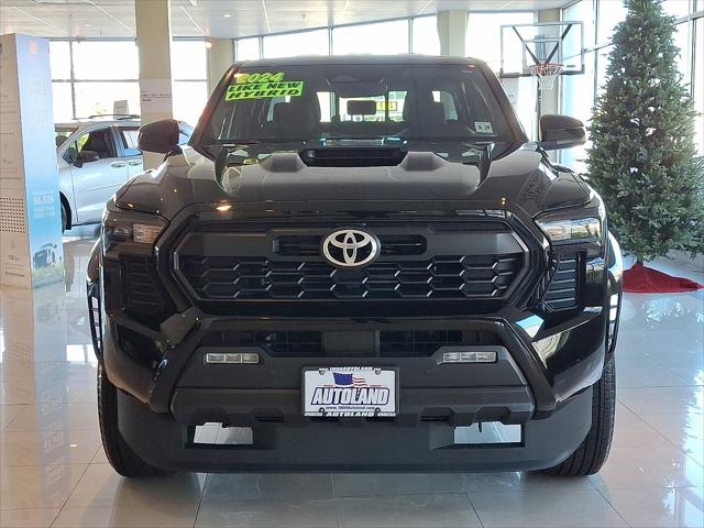 2024 Toyota Tacoma Hybrid TRD Sport