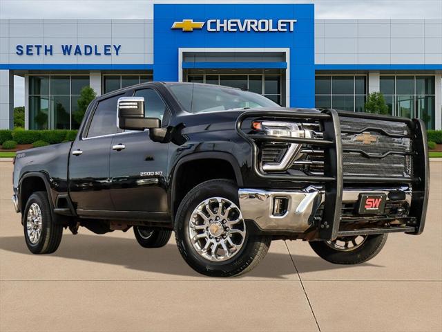 2025 Chevrolet Silverado 2500HD 4WD Crew Cab Standard Bed LTZ