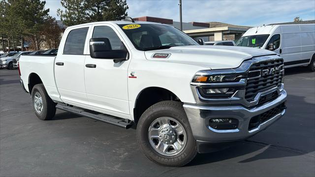 2026 RAM Ram 2500 RAM 2500 TRADESMAN CREW CAB 4X4 64 BOX