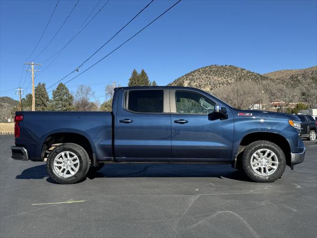 2022 Chevrolet Silverado 1500 4WD Crew Cab Standard Bed LT