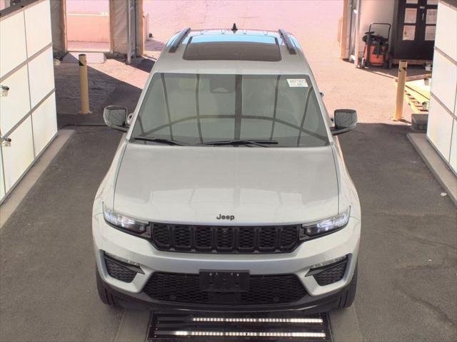 2024 Jeep Grand Cherokee Limited 4x4 2024 Jeep Grand Cherokee Limited 4x4