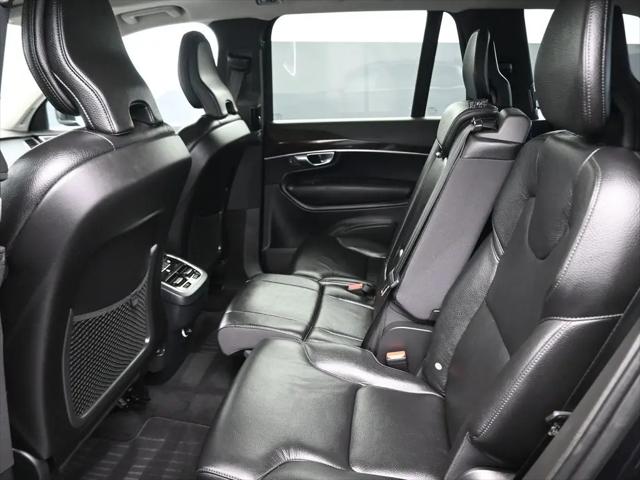 2019 Volvo XC90 T6 Momentum