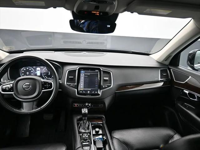 2019 Volvo XC90 T6 Momentum
