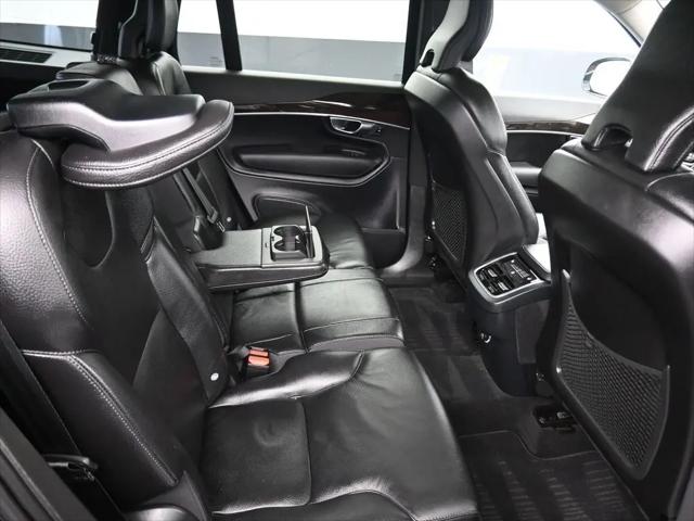 2019 Volvo XC90 T6 Momentum