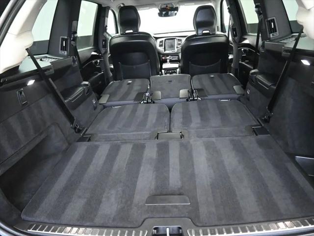 2019 Volvo XC90 T6 Momentum
