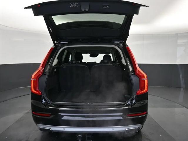 2019 Volvo XC90 T6 Momentum