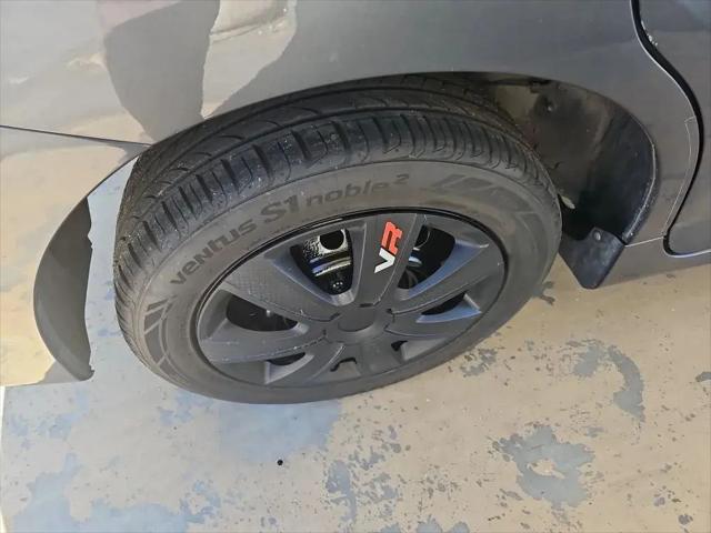 2011 Toyota Matrix Base