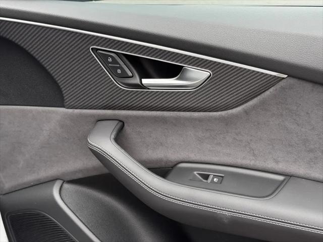 2026 Audi SQ8 Premium Plus TFSI quattro Tiptronic