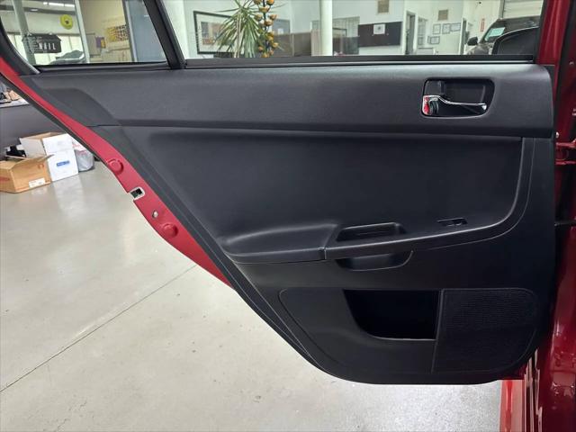 2016 Mitsubishi Lancer ES
