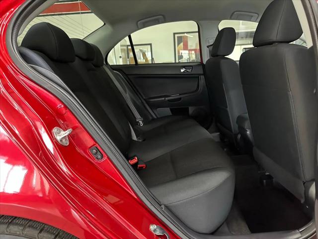 2016 Mitsubishi Lancer ES