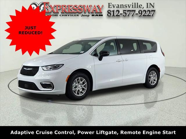 2026 Chrysler Pacifica Select for sale in Evansville, IN