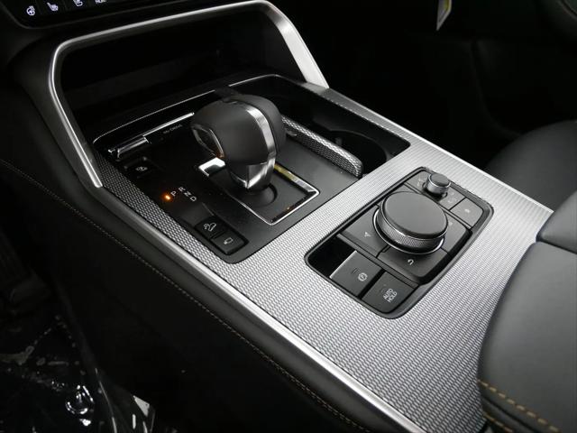 2026 Mazda X-90 Premium Plus