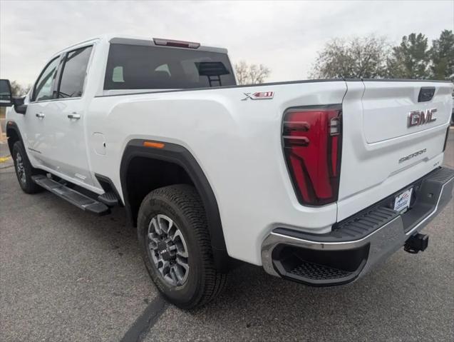 2026 GMC Sierra 2500HD Crew Cab, Standard Bed, SLT, 4WD