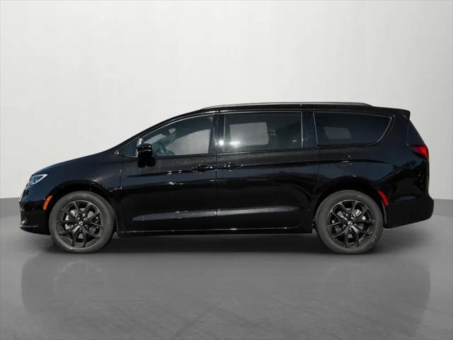 2026 Chrysler Pacifica Limited AWD