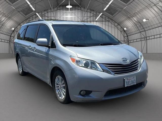 2016 Toyota Sienna XLE 8 Passenger for sale in Temecula, CA