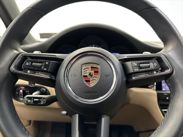 2025 Porsche Macan T