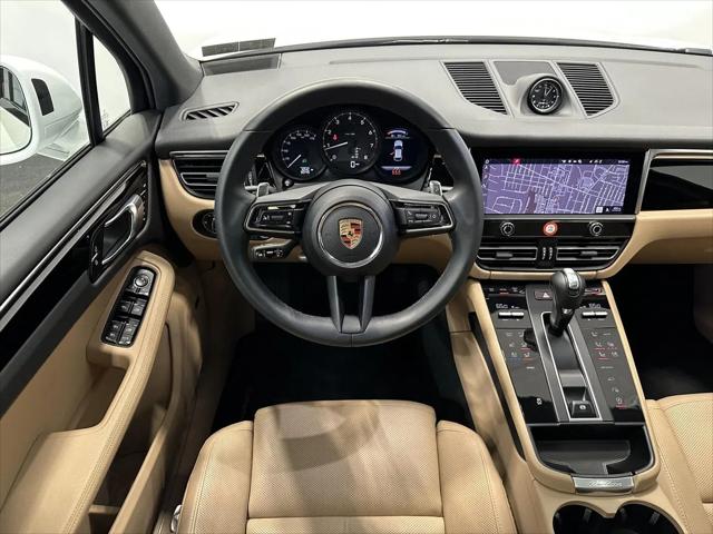 2025 Porsche Macan T