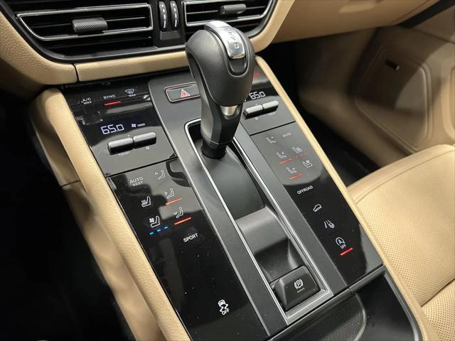 2025 Porsche Macan T
