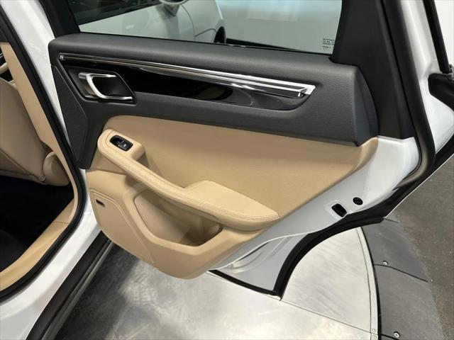 2025 Porsche Macan T