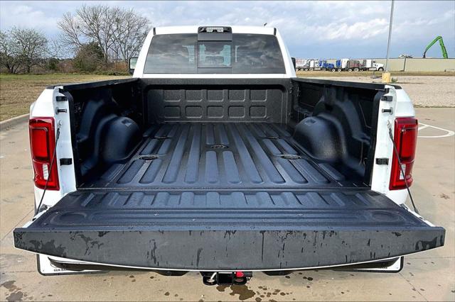 2026 Ram 3500 Laramie Crew Cab 4x4 8' Box