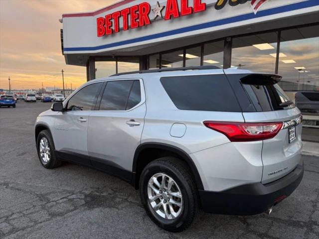 2020 Chevrolet Traverse AWD LT Cloth