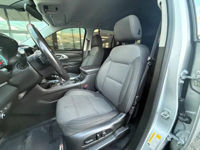 2020 Chevrolet Traverse AWD LT Cloth