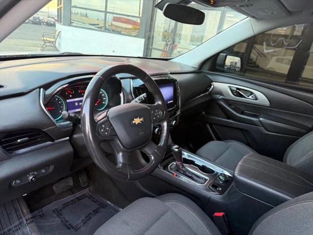 2020 Chevrolet Traverse AWD LT Cloth