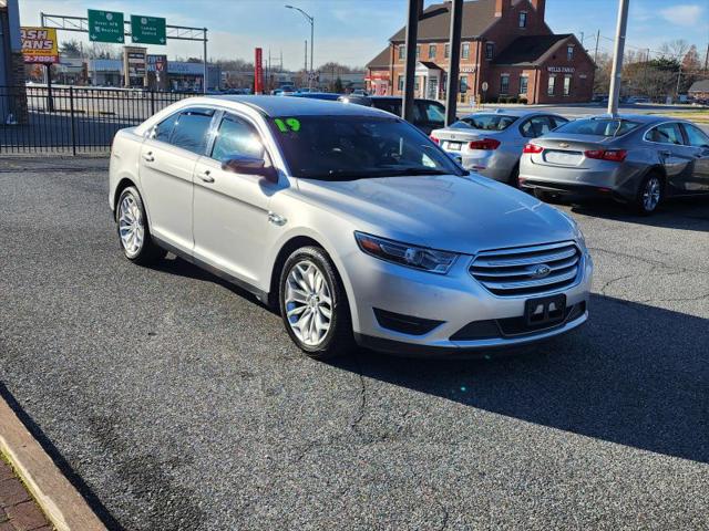 2019 Ford Taurus Limited