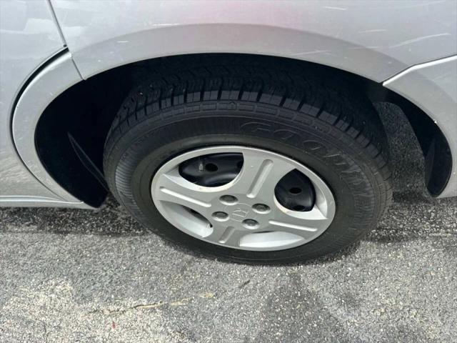 2003 Saturn Ion 1