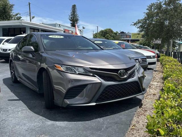 2020 Toyota Camry SE for sale in West Palm Beach, FL