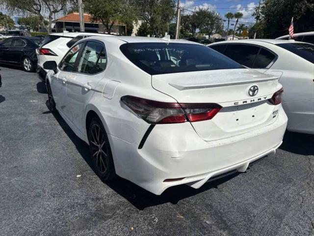 2021 Toyota Camry SE