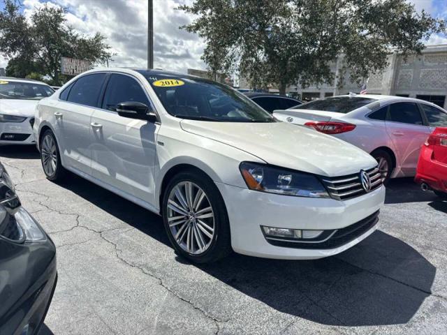 2014 Volkswagen Passat 1.8T Sport for sale in West Palm Beach, FL