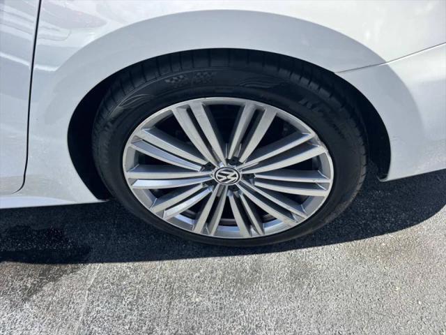 2014 Volkswagen Passat 1.8T Sport