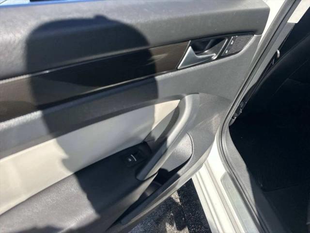 2014 Volkswagen Passat 1.8T Sport