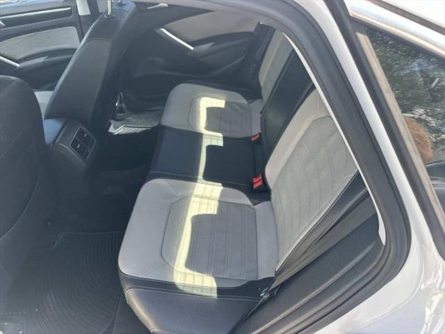2014 Volkswagen Passat 1.8T Sport