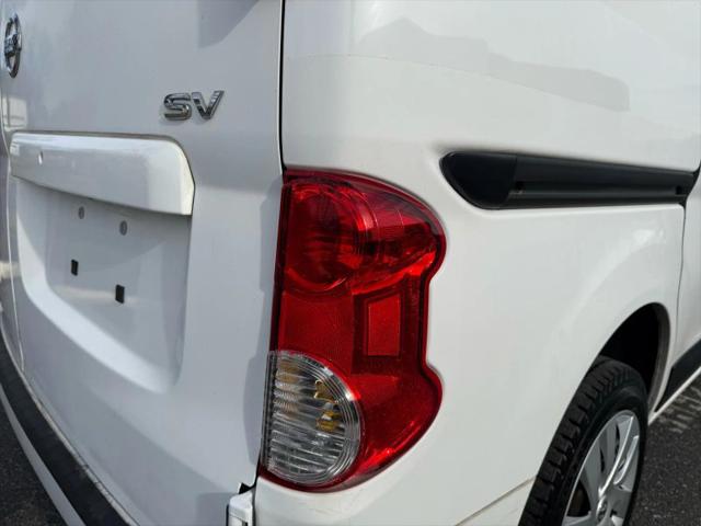 2017 Nissan NV200 SV