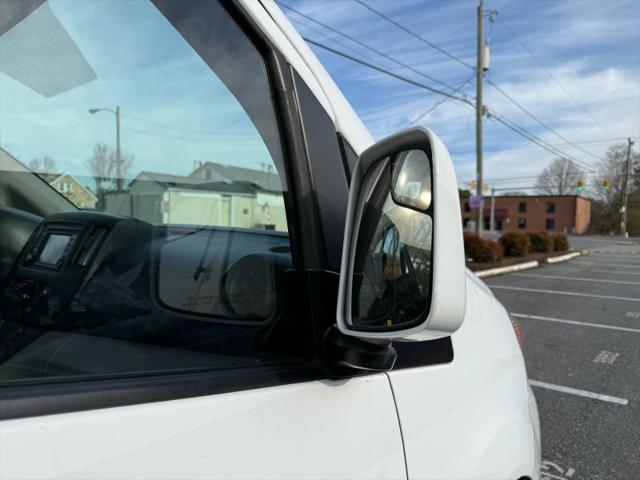 2017 Nissan NV200 SV
