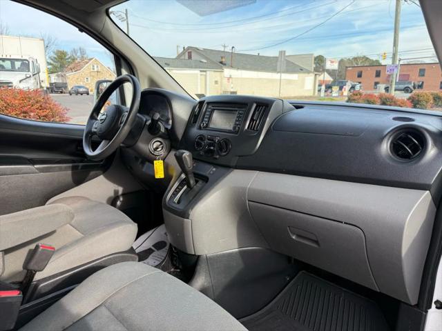 2017 Nissan NV200 SV