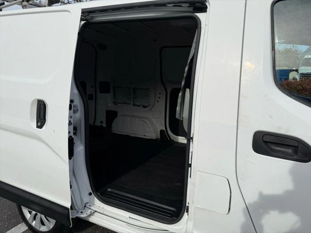 2017 Nissan NV200 SV
