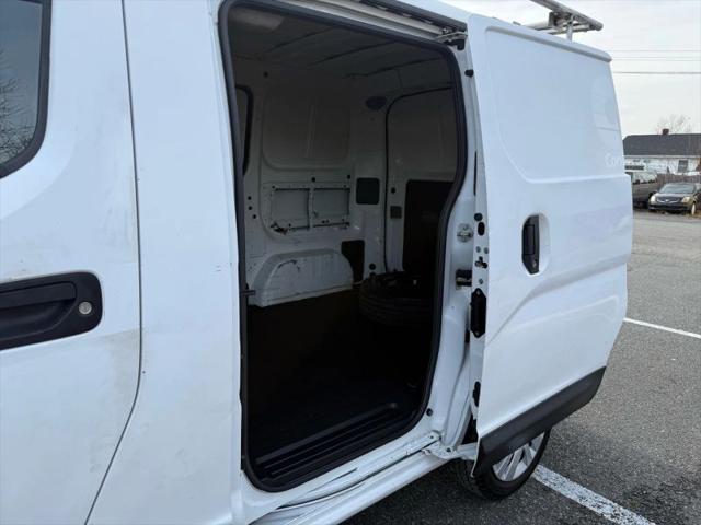 2017 Nissan NV200 SV
