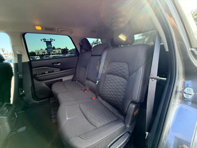 2022 Nissan Pathfinder SV 2WD