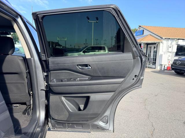 2022 Nissan Pathfinder SV 2WD