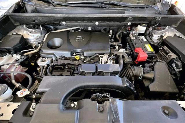 2019 Toyota RAV4 LE